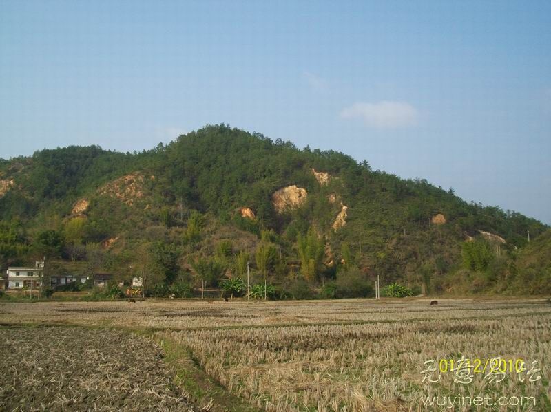 龟蛇守水口．狮象锁门楼1.jpg