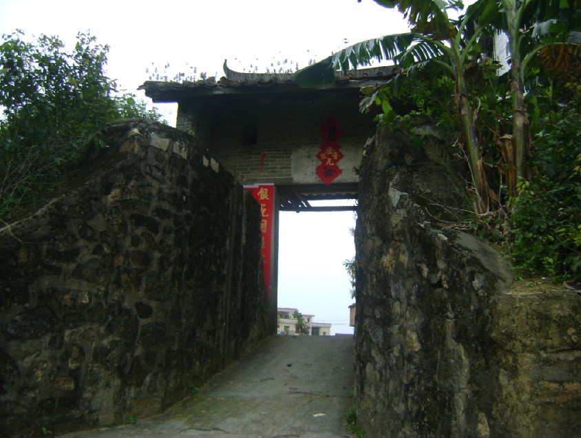 坐庚正针门楼，右水倒左.jpg
