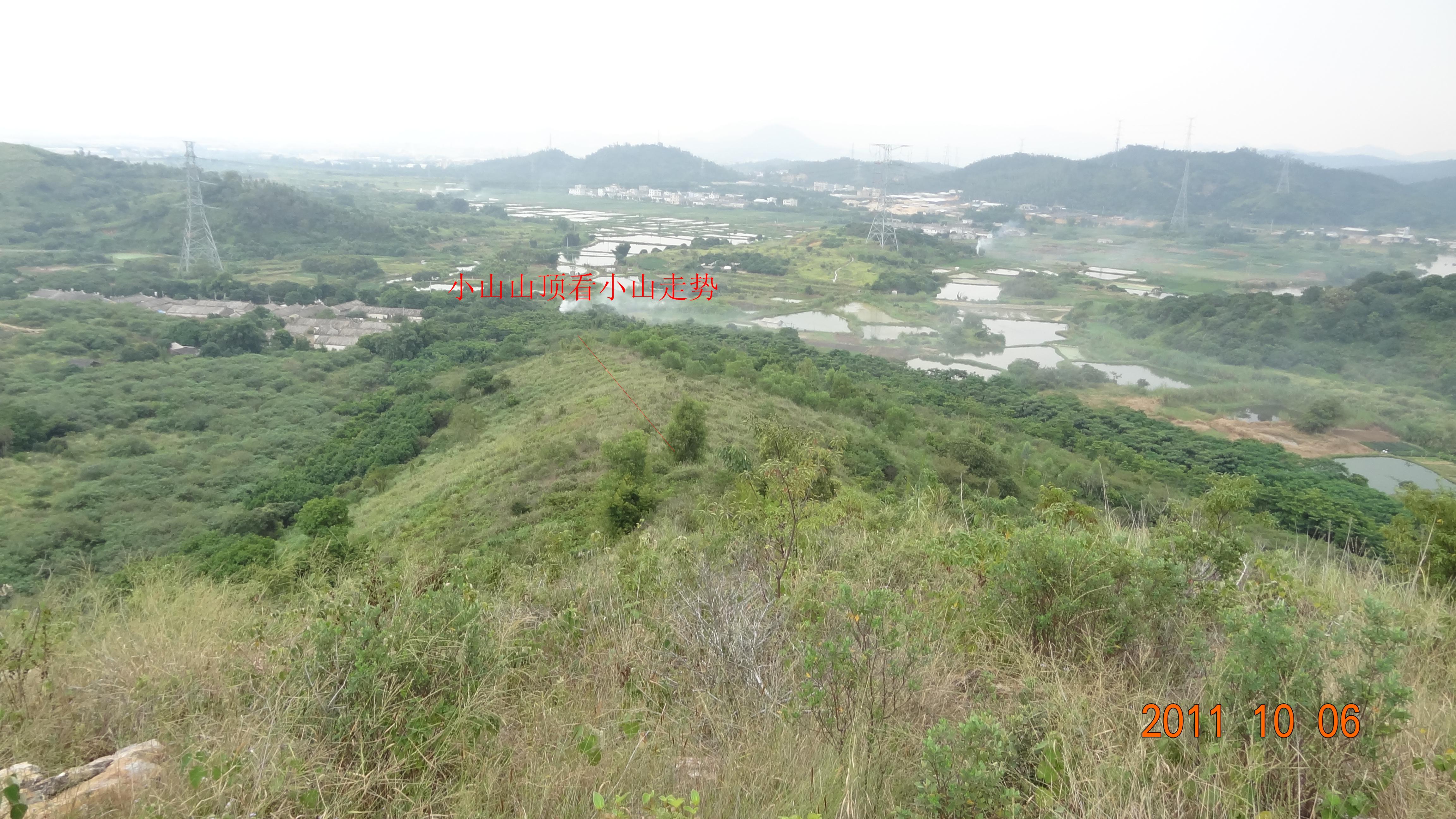 小山顶看山脉走势.JPG