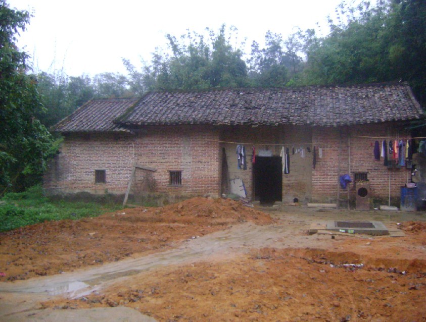 右侧辛兼戌住宅，亦是左水倒右.jpg
