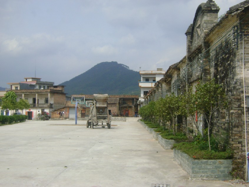 右侧壬兼亥峰.jpg