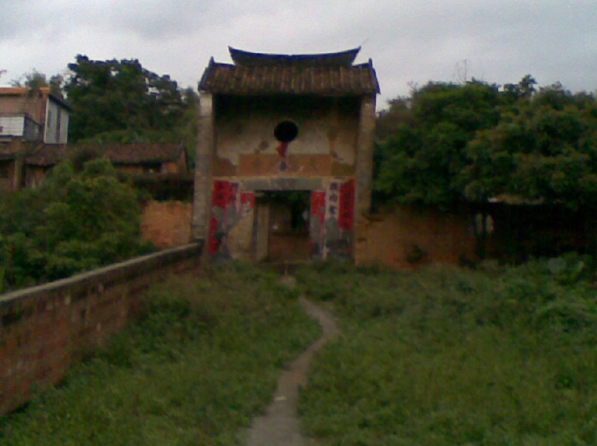 左边门，亦是坐癸正针.jpg