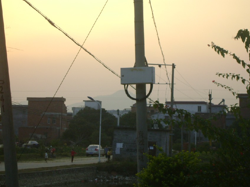 左前酉方峰.jpg