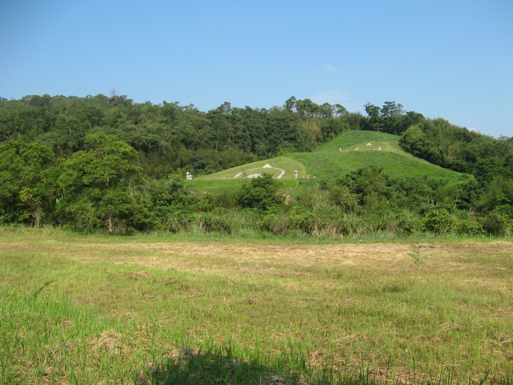 穴星，坟坐乾正针，左水倒右.jpg