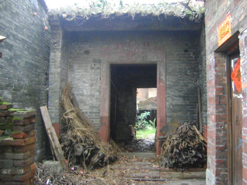 后龙山顶的申正针祠堂.jpg