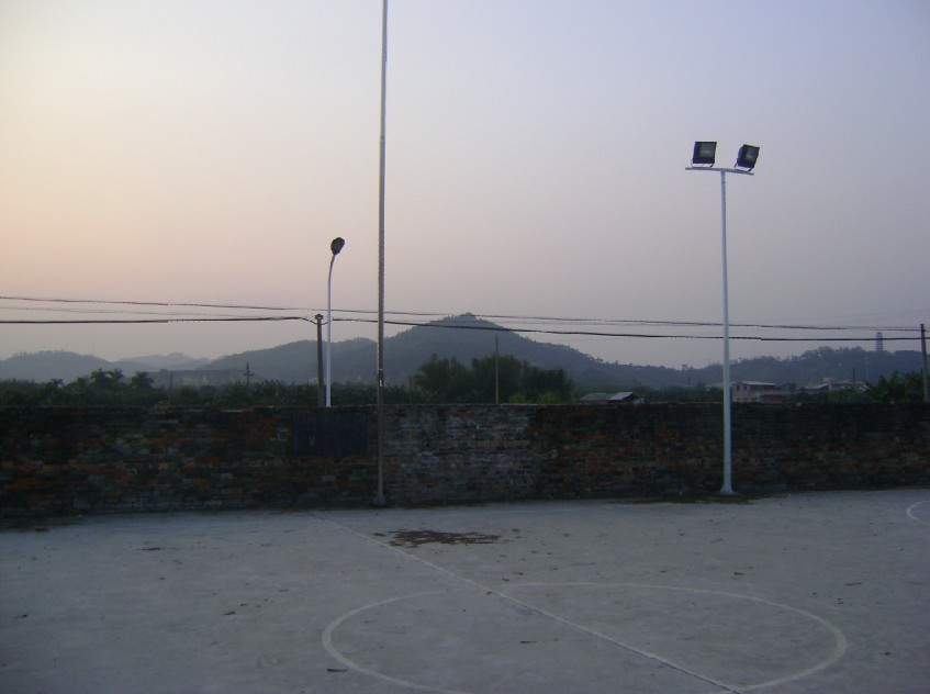 戌方峰.jpg
