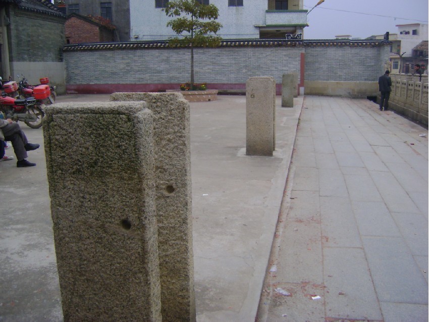 旗杆石.jpg