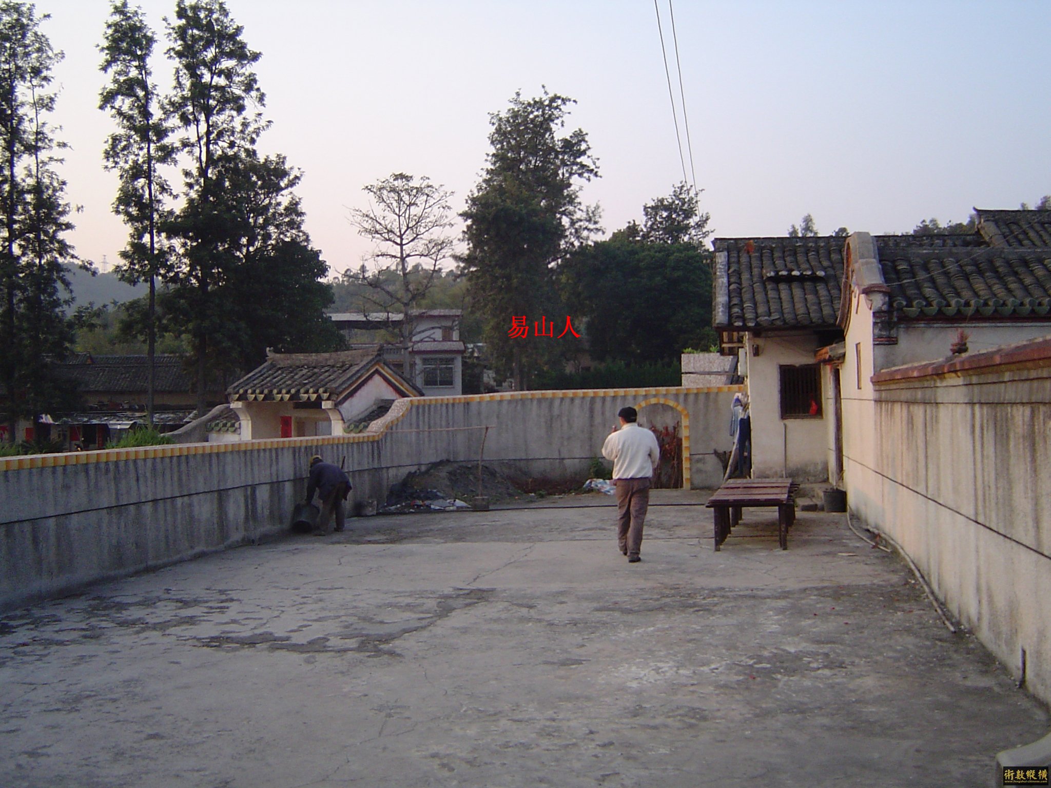 叶家祠虎边.jpg