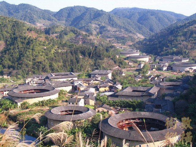 tulou001.jpg