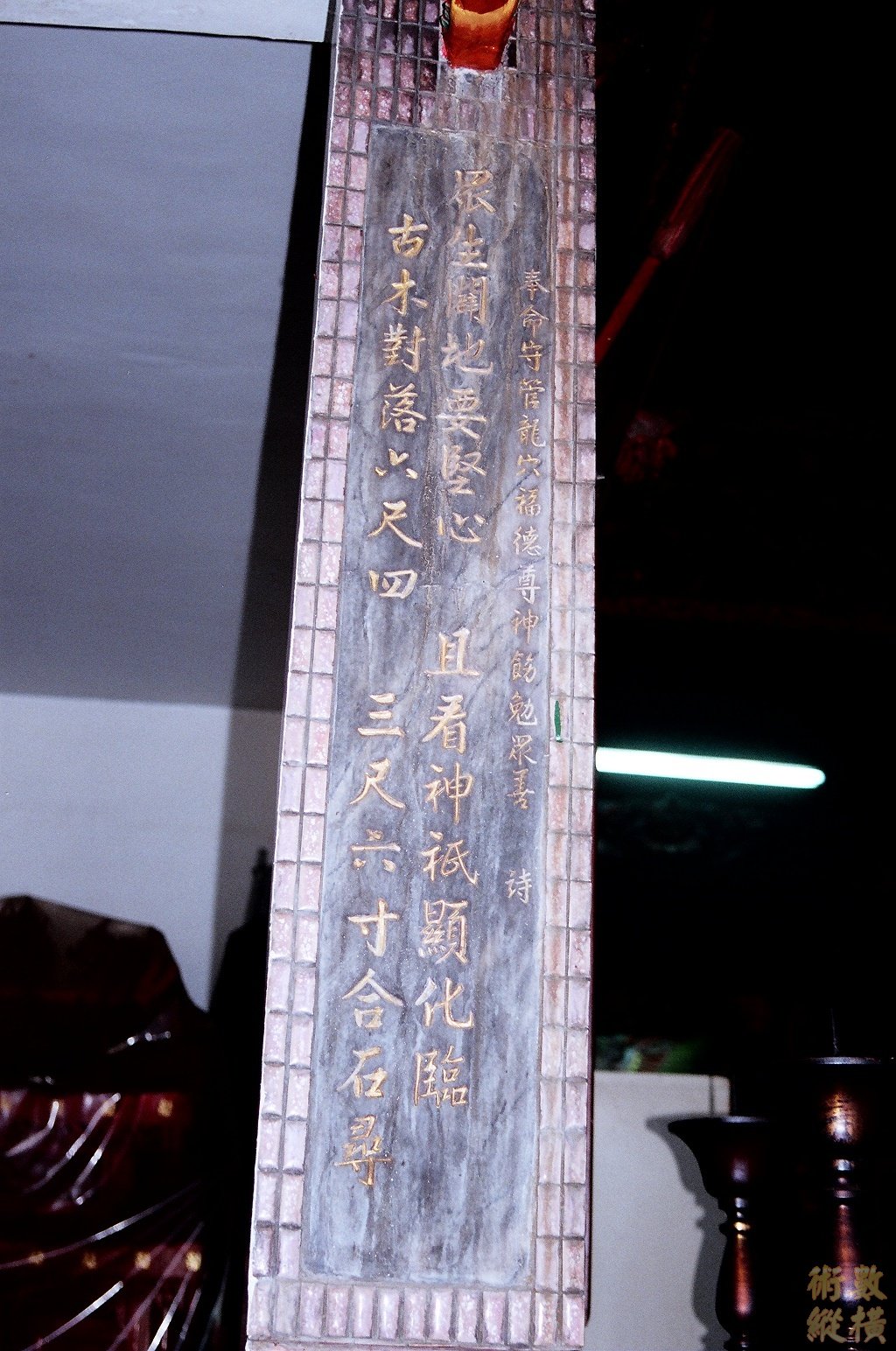 42200010.jpg
