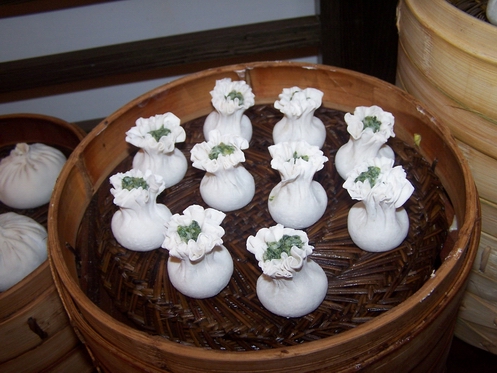 漂亮的薺菜燒麥