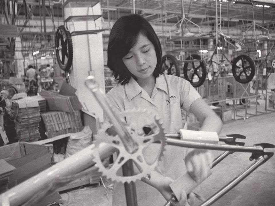 自行車工廠裡，在時間與空間的夾縫中討生活…