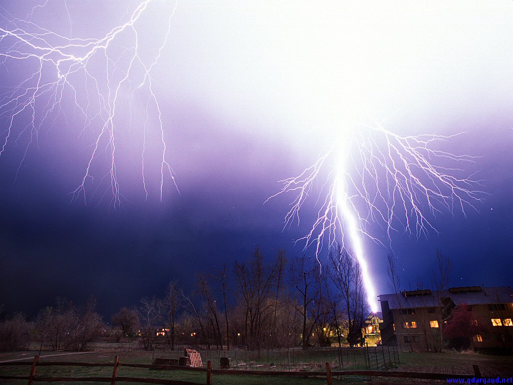 ThunderStrike1.jpg
