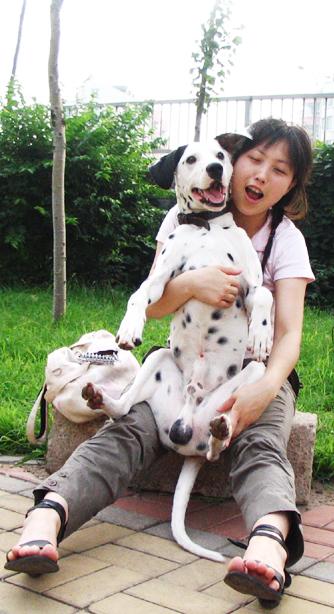 抱狗子.jpg