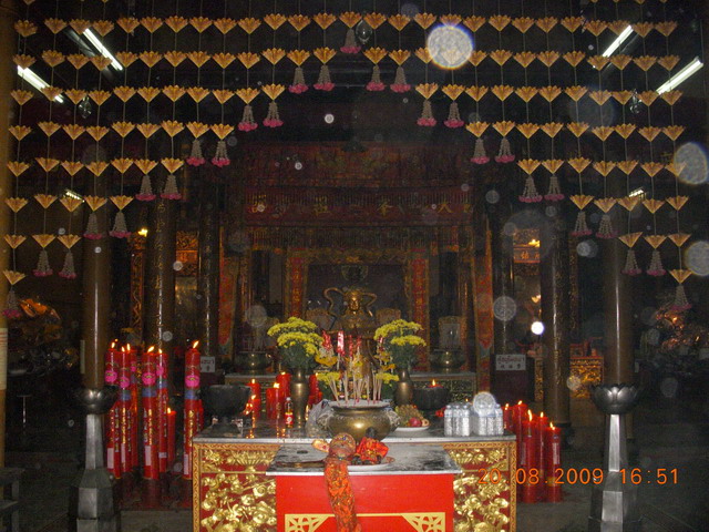 宋大峯祖师及各神灵。