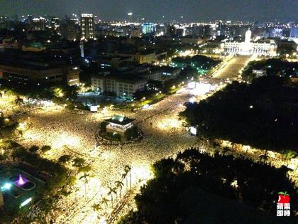 八月雪1.jpg