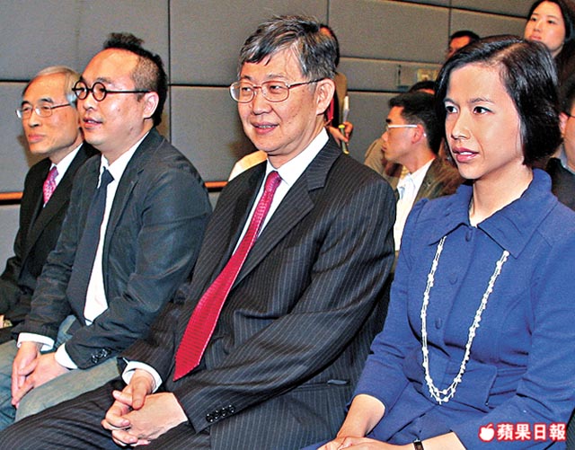 左至右 劉遵義 胡恩威 施永青 麥嘉軒.jpg