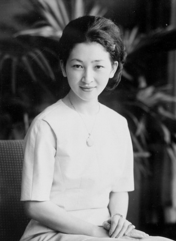 美智子皇后02.jpg