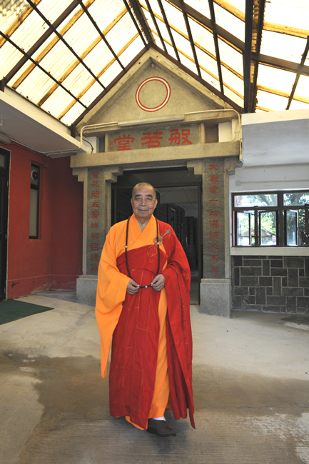香港寶蓮禪寺第七任住持--釋智慧.jpg