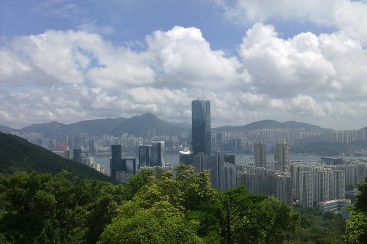 20110731453-1.jpg