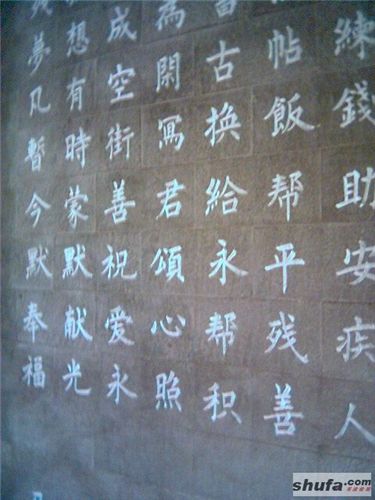 J1.jpg