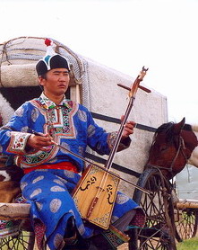 對馬彈琴.jpg