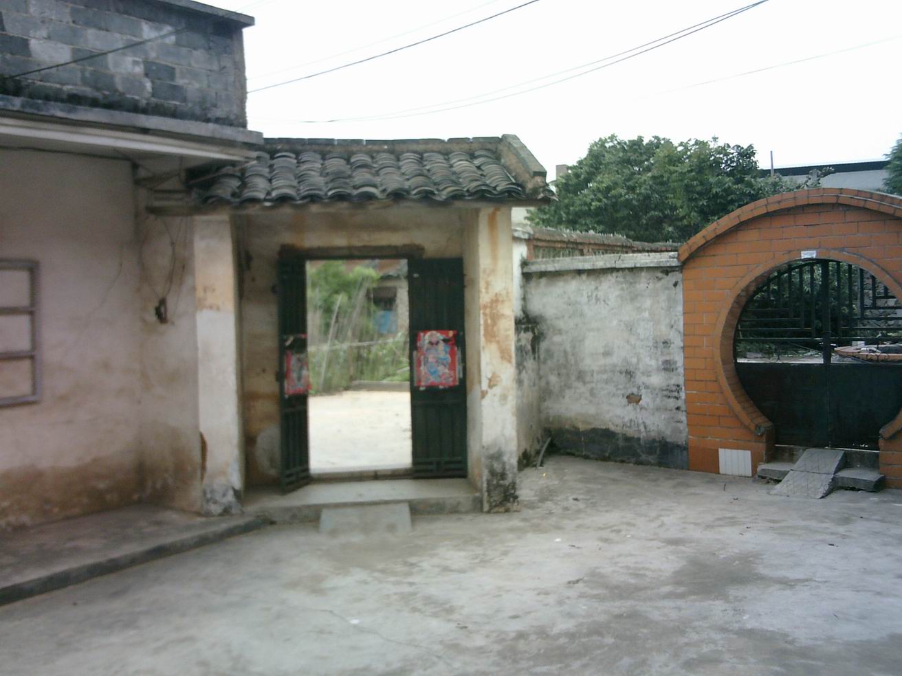 大门在庚位立正庚门.JPG