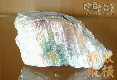 1藍碧璽原石.jpg