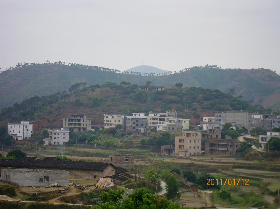 1.逆水地远看.JPG