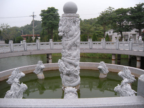 九龍吐珠.jpg